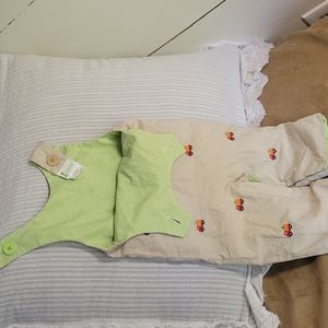Zuccini 9month pumpkin in red truck reversible never worn